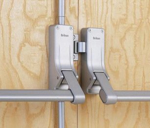 Town Center Locksmith Shop Warren, MI 586-353-1140 Town Center Locksmith Shop Warren, MI 586-353-1140